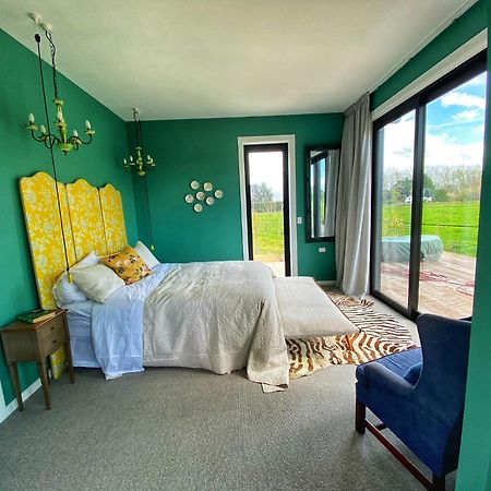Stablehouse Garden Shed Villa Мастъртън Екстериор снимка