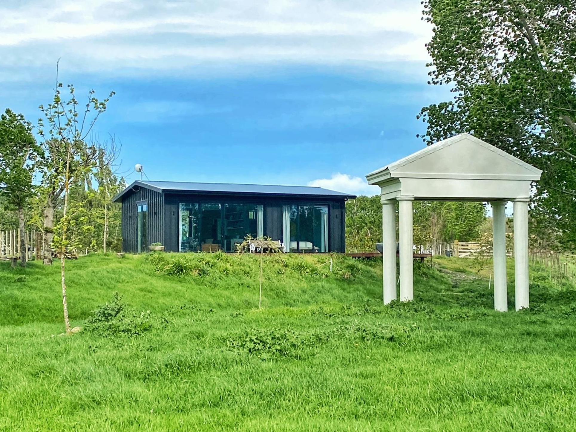 Stablehouse Garden Shed Villa Мастъртън Екстериор снимка