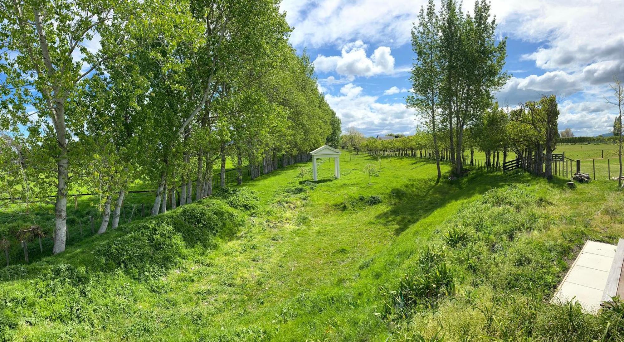 Stablehouse Garden Shed Villa Мастъртън Екстериор снимка
